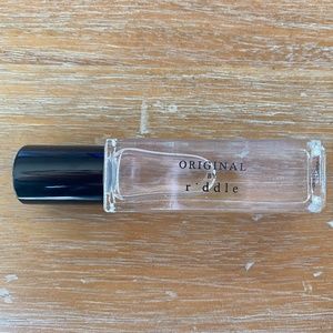 Riddle Oil Original Roll on fragrance oil 8 ml FRESH